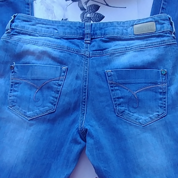 Esprit Jeans - Picture 4 of 5